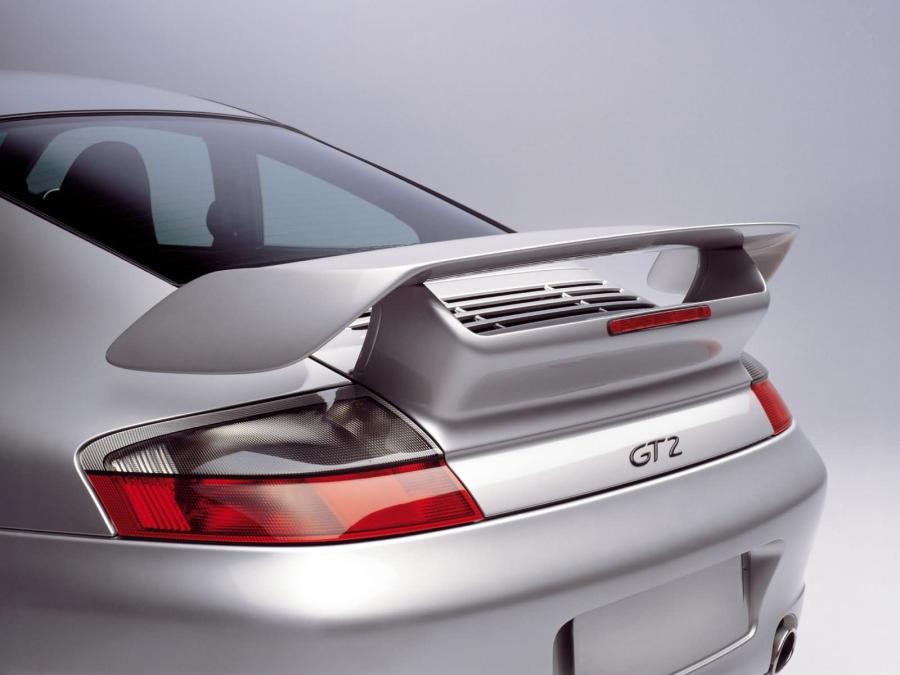  Porsche 911 GT2 2001 года  (фото 18 из 30)